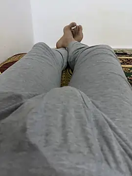 Snapshot of HHHHHxxn chatting on April 1, 9:56 pm HHHHHxxn online show from April 1, 9:56 pm