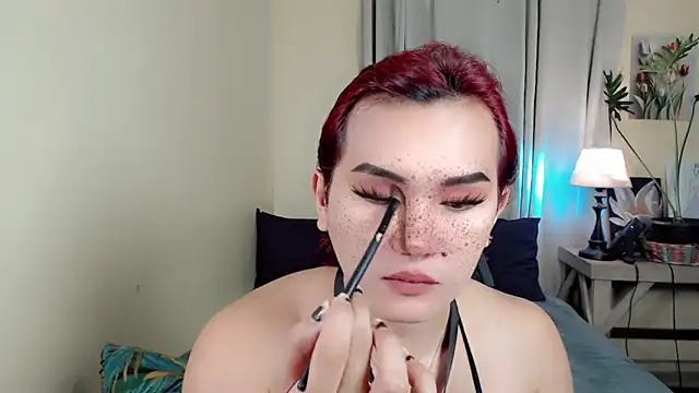 beatrice 21 online show from March 12, 11:38 am