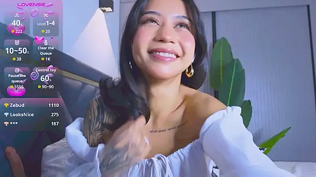 Mia Tin online show from November 8, 4:29 pm