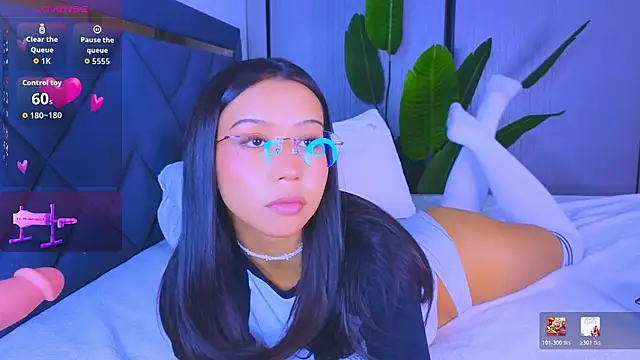Mia Tin online show from May 13, 8:38 pm