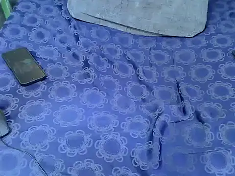 Snapshot of Shearivera_ chatting on October 25, 1:29 pm Shearivera online show from October 25, 1:29 pm