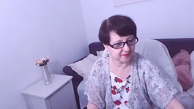 ChristaRose online show from December 15, 1:02 am