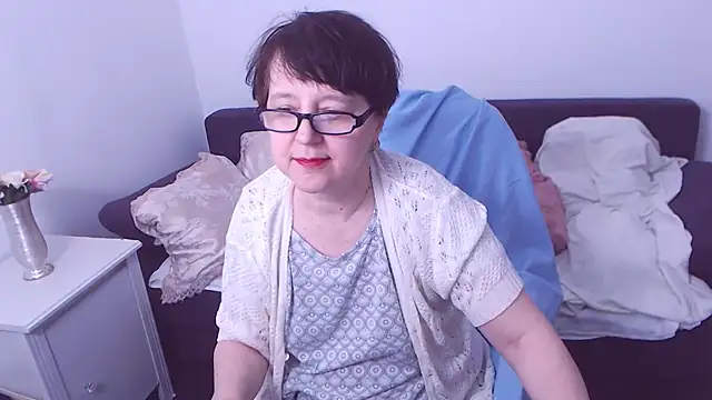 ChristaRose online show from December 19, 8:34 pm