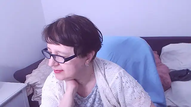 ChristaRose online show from December 19, 11:35 pm