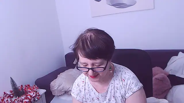 ChristaRose online show from December 22, 5:01 am