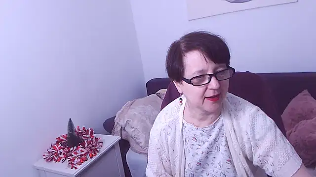 ChristaRose online show from December 27, 6:10 pm