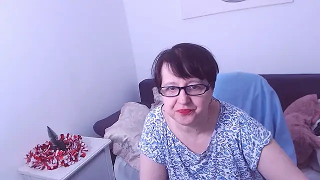 ChristaRose online show from January 6, 12:16 am