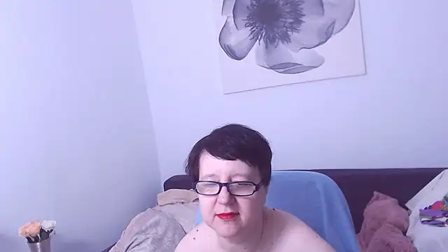 ChristaRose online show from October 12, 1:21 pm