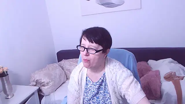 ChristaRose online show from February 1, 3:32 pm