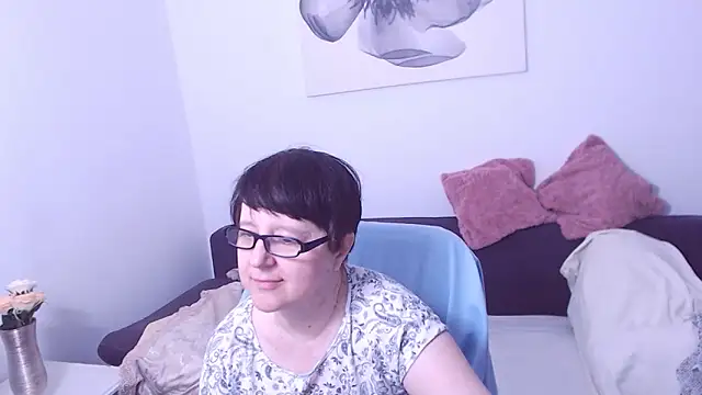 ChristaRose online show from February 7, 10:35 pm