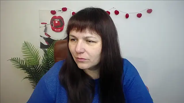 Snapshot of AliceInksSweetty chatting on February 11, 7:13 am AliceInksSweetty online show from February 11, 7:13 am