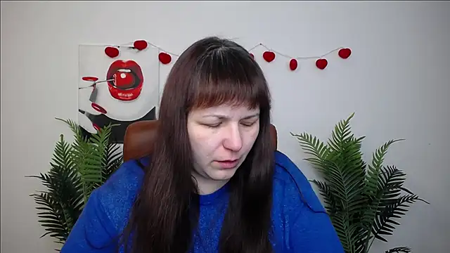 Snapshot of AliceInksSweetty chatting on February 17, 7:05 am AliceInksSweetty online show from February 17, 7:05 am