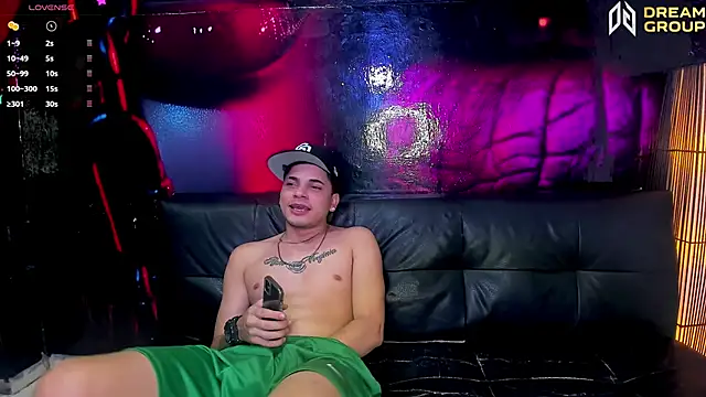 SecretsParty online show from March 15, 6:25 am