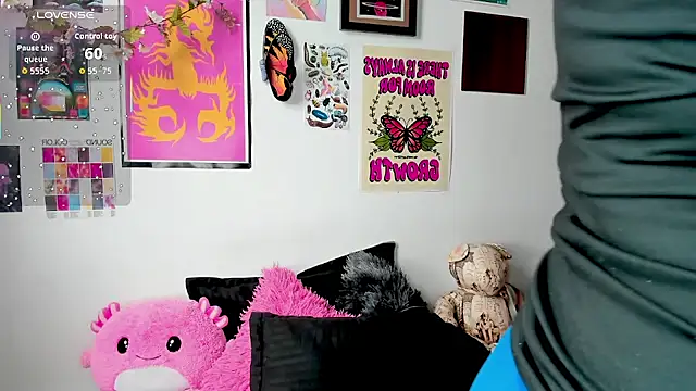 johnnyalx online show from October 9, 4:49 pm