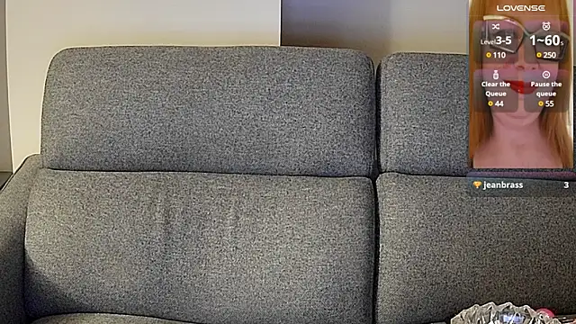 Snapshot of TittyLandQuebec chatting on January 10, 7:14 am TittyLandQuebec online show from January 10, 7:14 am