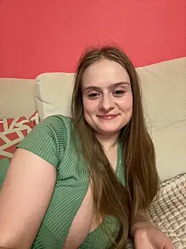 Snapshot of SophiaSweet_ chatting on March 20, 6:35 pm SophiaSweet online show from March 20, 6:35 pm