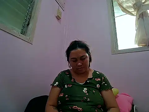 Snapshot of LalaiAsian chatting on October 10, 11:04 pm LalaiAsian online show from October 10, 11:04 pm