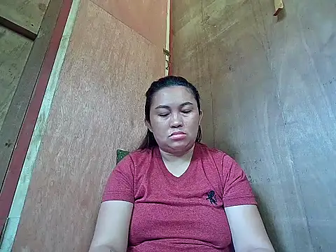 Snapshot of LalaiAsian chatting on October 19, 1:06 am LalaiAsian online show from October 19, 1:06 am