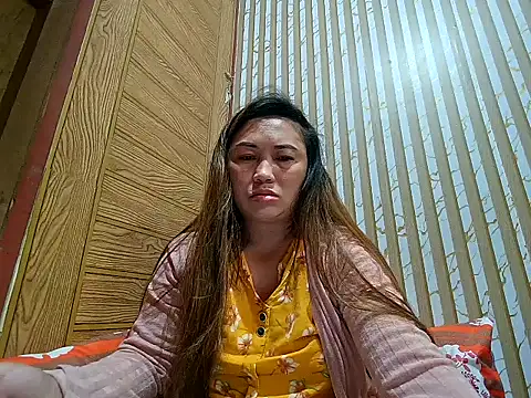 LalaiAsian online show from March 15, 10:27 pm