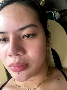 Hebefemme online show from December 16, 6:07 am