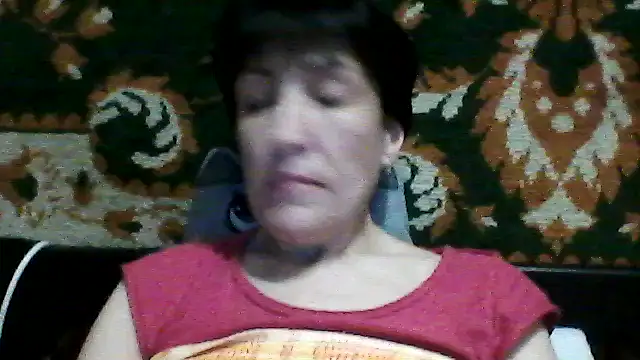 SunnyAmorre online show from April 5, 7:55 pm