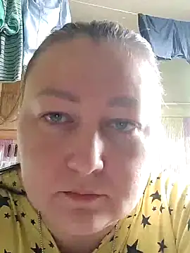 Rini333 online show from October 19, 8:15 am