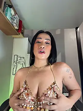 AsianMilfSheryl online show from May 11, 7:25 am