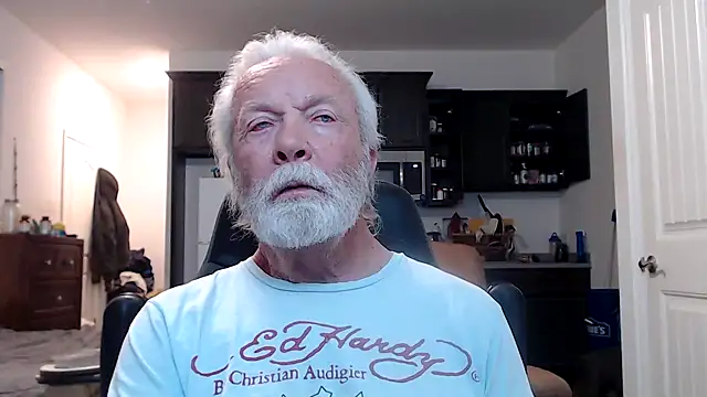 rockpoint69 online show from December 12, 12:05 am
