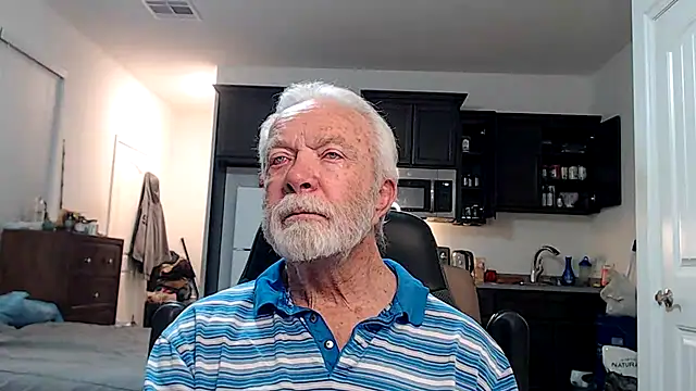 Snapshot of rockpoint69 chatting on September 21, 9:44 am rockpoint69 online show from September 21, 9:44 am