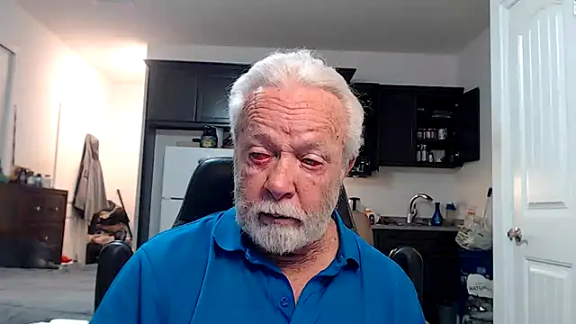 Snapshot of rockpoint69 chatting on September 25, 11:47 am rockpoint69 online show from September 25, 11:47 am