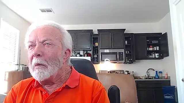 Snapshot of rockpoint69 chatting on November 17, 10:15 pm rockpoint69 online show from November 17, 10:15 pm