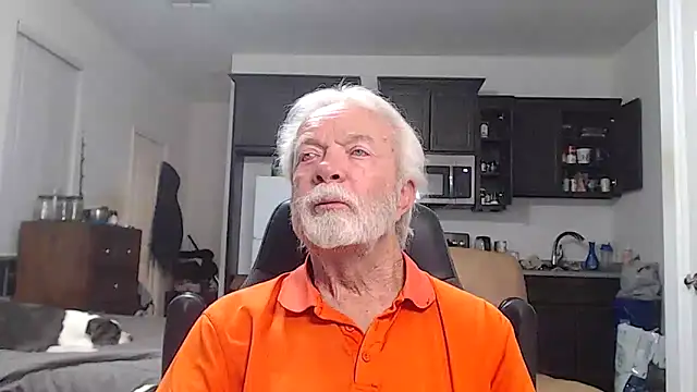 Snapshot of rockpoint69 chatting on November 30, 10:08 am rockpoint69 online show from November 30, 10:08 am