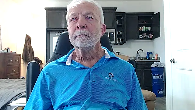 Snapshot of rockpoint69 chatting on January 14, 7:41 pm rockpoint69 online show from January 14, 7:41 pm