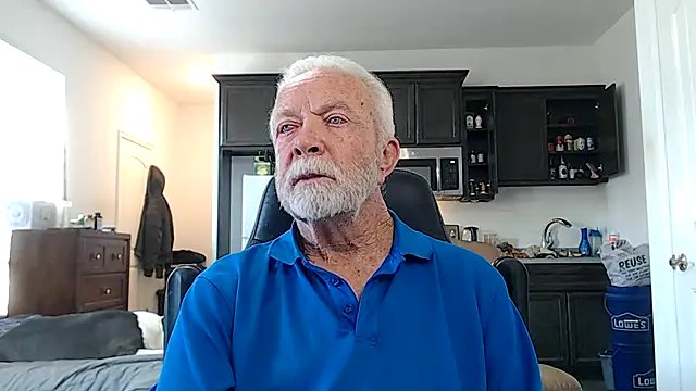 Snapshot of rockpoint69 chatting on February 3, 2:55 pm rockpoint69 online show from February 3, 2:55 pm