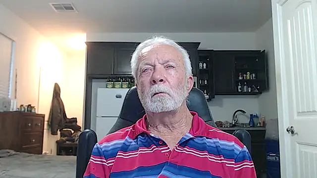 Snapshot of rockpoint69 chatting on March 7, 12:29 am rockpoint69 online show from March 7, 12:29 am