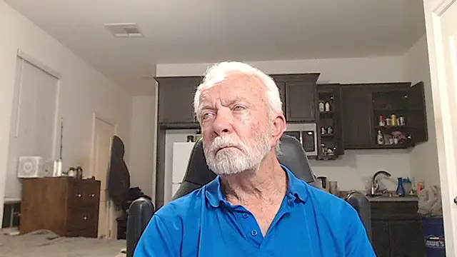 Snapshot of rockpoint69 chatting on March 15, 11:16 am rockpoint69 online show from March 15, 11:16 am