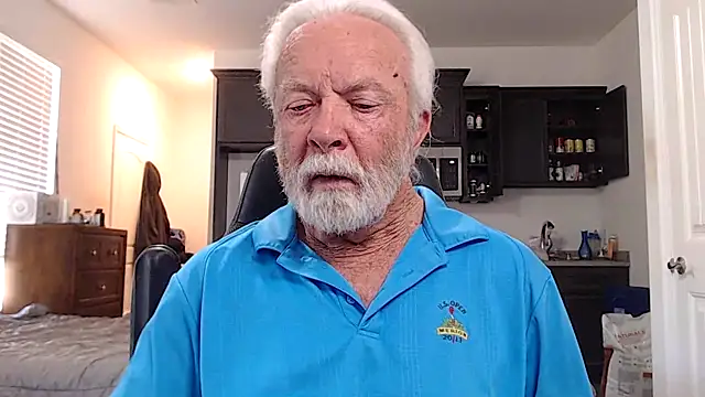 Snapshot of rockpoint69 chatting on April 9, 11:54 pm rockpoint69 online show from April 9, 11:54 pm