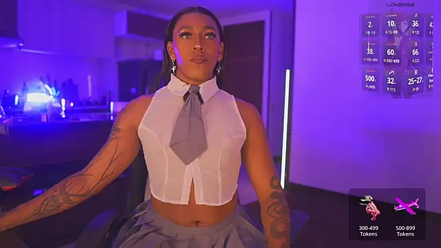 Snapshot of AmberRaus chatting on December 5, 2:42 am AmberRaus online show from December 5, 2:42 am