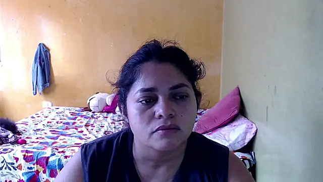 yulieth bbw online show from November 16, 1:39 pm