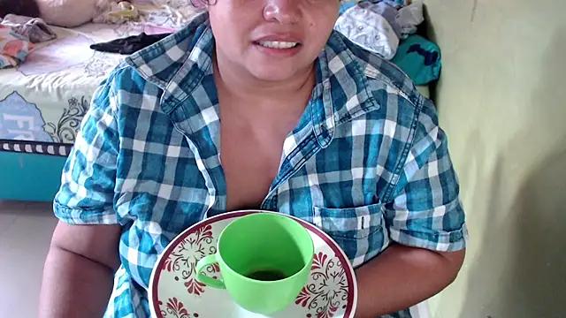yulieth bbw online show from May 6, 11:26 am