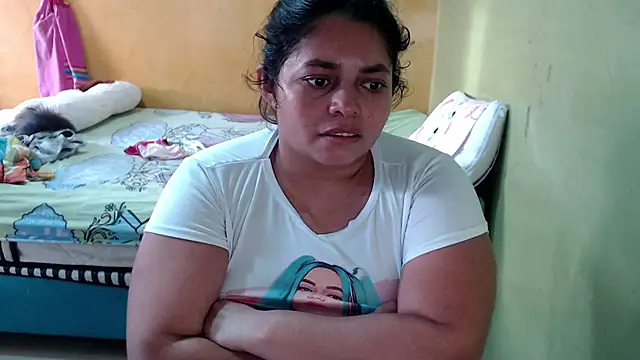 yulieth bbw online show from May 13, 11:40 am