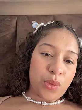 Snapshot of Shara_dreams chatting on March 11, 10:31 pm Shara dreams online show from March 11, 10:31 pm