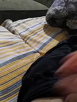 Snapshot of Yaramaz331 chatting on March 6, 1:27 am Yaramaz331 online show from March 6, 1:27 am