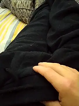 Snapshot of Yaramaz331 chatting on March 8, 9:29 pm Yaramaz331 online show from March 8, 9:29 pm