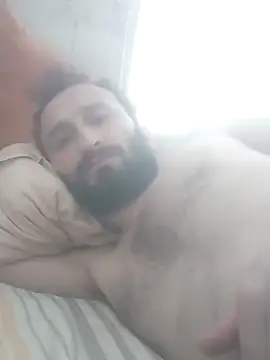 Snapshot of Yaramaz331 chatting on March 12, 9:44 am Yaramaz331 online show from March 12, 9:44 am