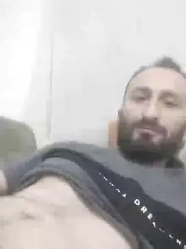 Snapshot of Yaramaz331 chatting on March 21, 8:29 pm Yaramaz331 online show from March 21, 8:29 pm