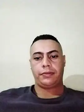 Iml22m online show from December 2, 9:32 pm