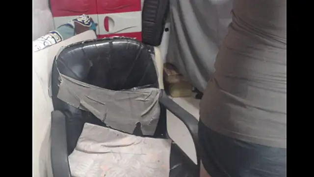 Snapshot of AsianNastyHOTCUM chatting on December 16, 6:29 am AsianNastyHOTCUM online show from December 16, 6:29 am