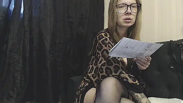 alexandra zaryanova online show from October 22, 1:33 pm