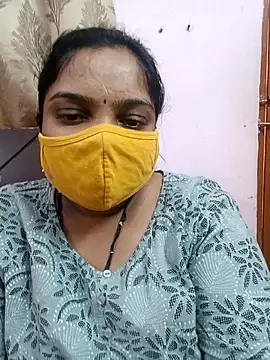 Snapshot of lovely-latha chatting on February 14, 11:21 am lovely-latha online show from February 14, 11:21 am